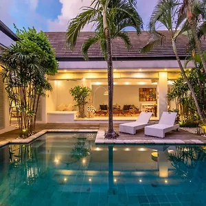 gallici.hotelsseminyak.net/